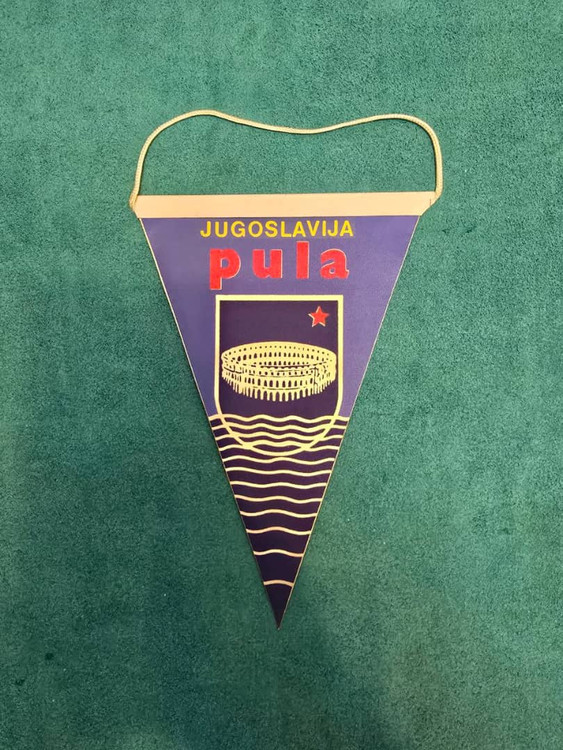 نمای روی پرچم سه گوش دو رو اصل آنتیک و کلکسیونی