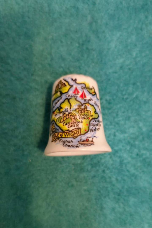 انگشتانه قدیمی کلکسیونی چینی انگلیسی آکبند با طرح IsIe of wight - 2