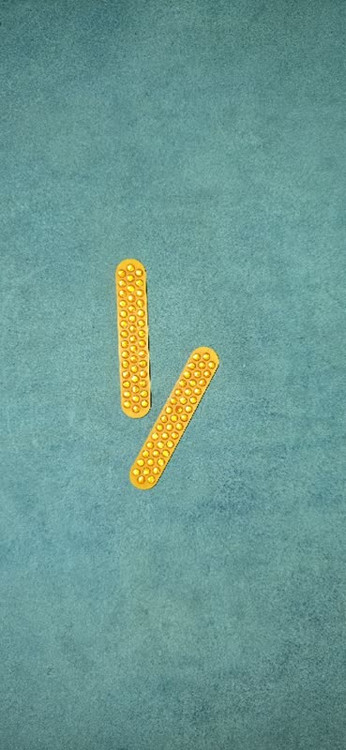 نمای پشت شبرنگ انگشتی اتریشی اصل با پلیمر زرد با نگین قرمز