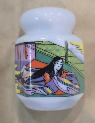 نمکدان آنتیک و کلکسیونی زنان ژاپنی