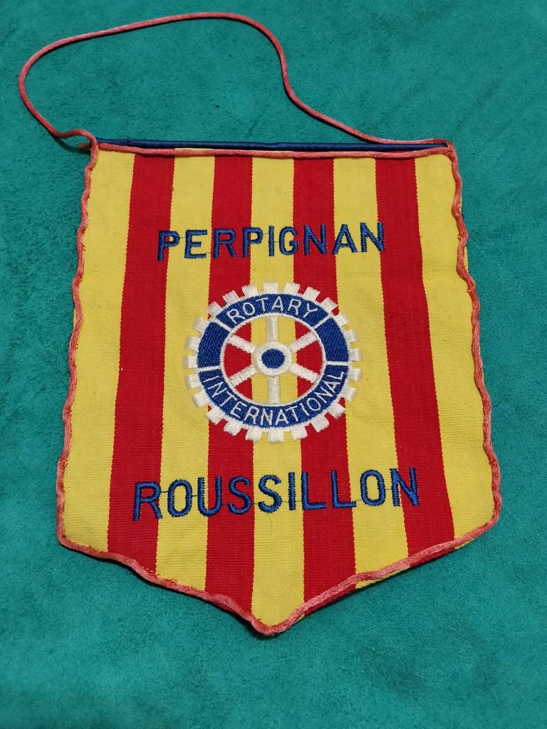 258 پرچم کلکسیونی Rotary International پرپینیان روسیون