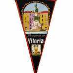 پرچم سه گوش کلکسیونی و جذاب یادگاری از ویتوریا اسپانیا Vitoria